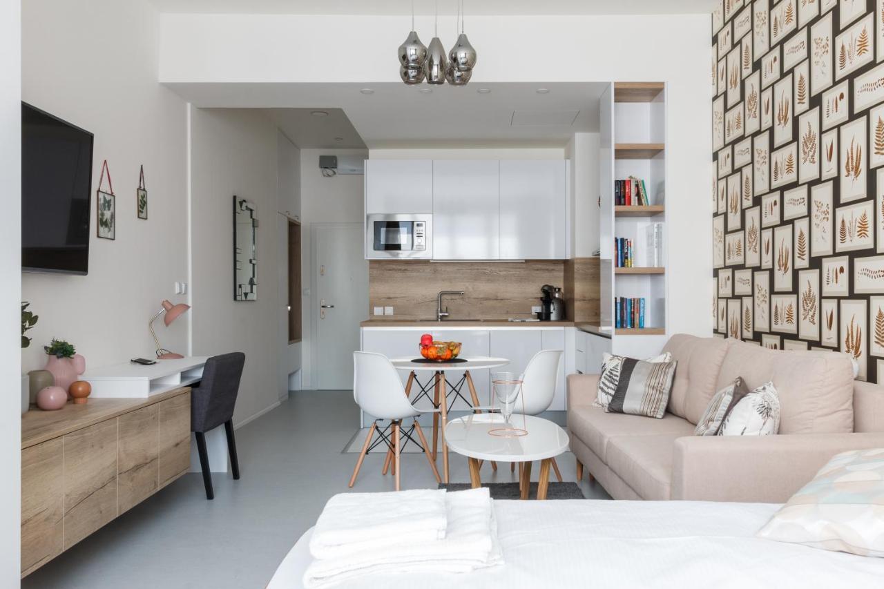 شقة Designer Studio In New Town By Prague Days المظهر الخارجي الصورة