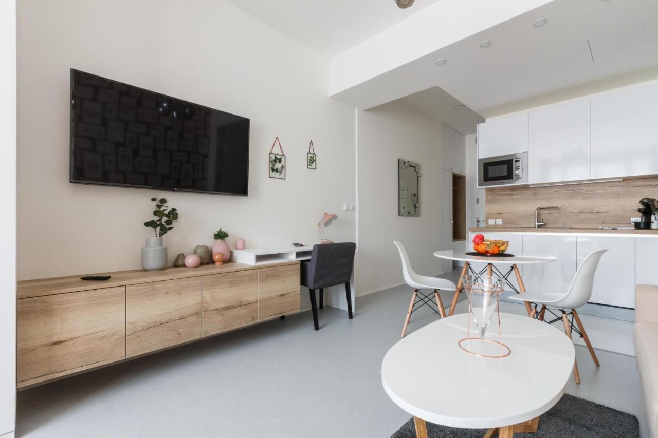 شقة Designer Studio In New Town By Prague Days المظهر الخارجي الصورة